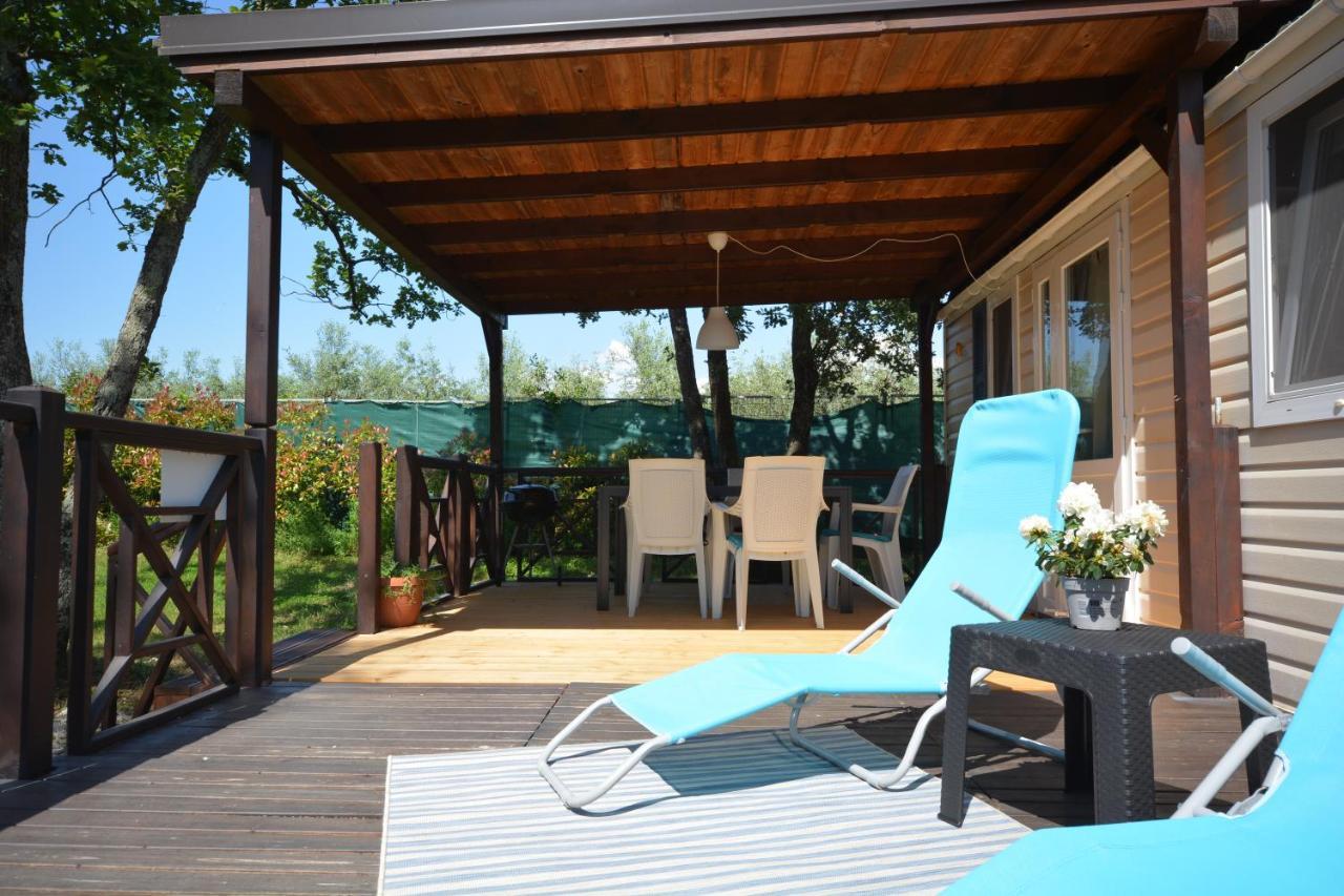 West Coast Mobilhome With Xxl Terrace In Naturist Resort Solaris Fkk Tar-Vabriga Exterior foto