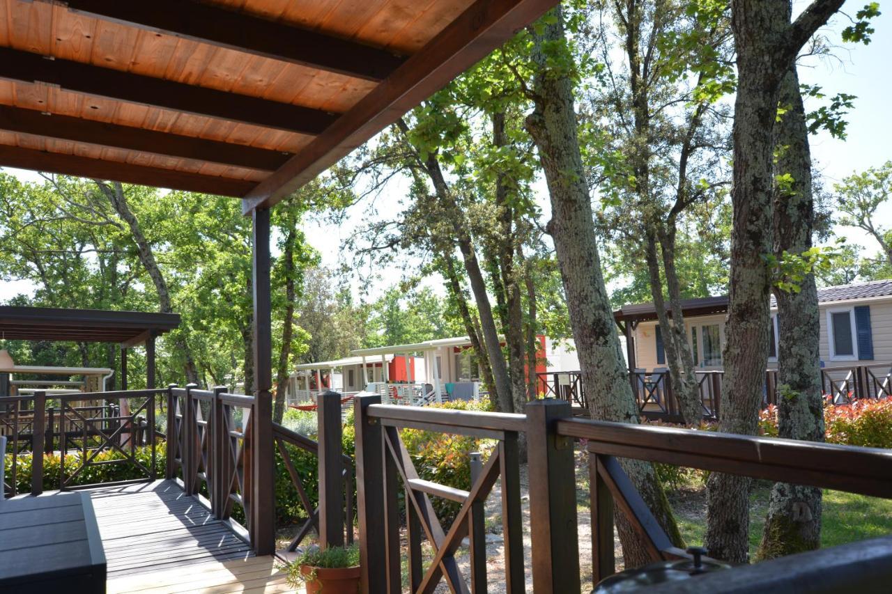 West Coast Mobilhome With Xxl Terrace In Naturist Resort Solaris Fkk Tar-Vabriga Exterior foto